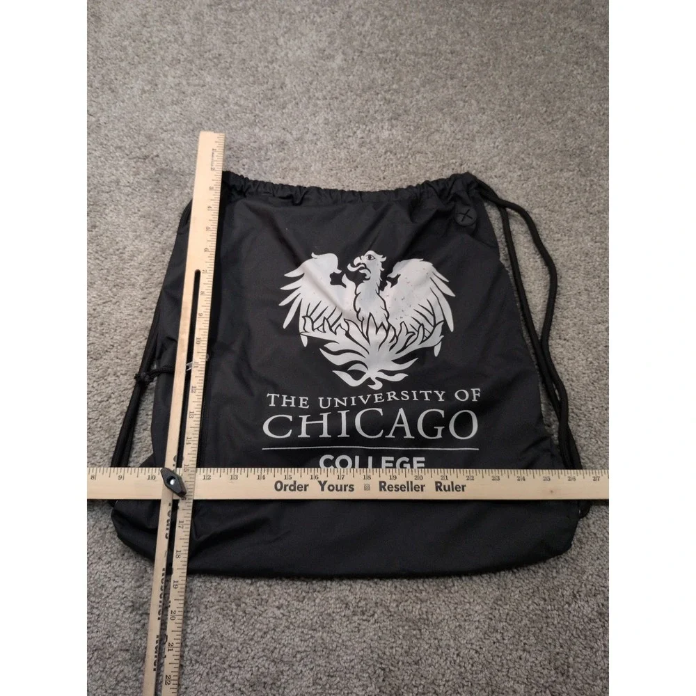 University of Chicago College Drawstring Backpack Black Cinch Bag Side Zip Logo